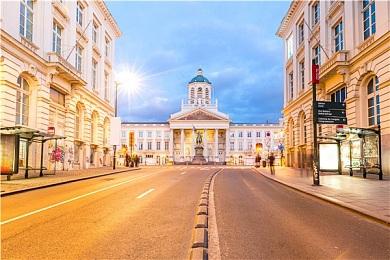 复古风街机清版动作游戏《龙威小子：街头大乱斗》已在Steam正式推出